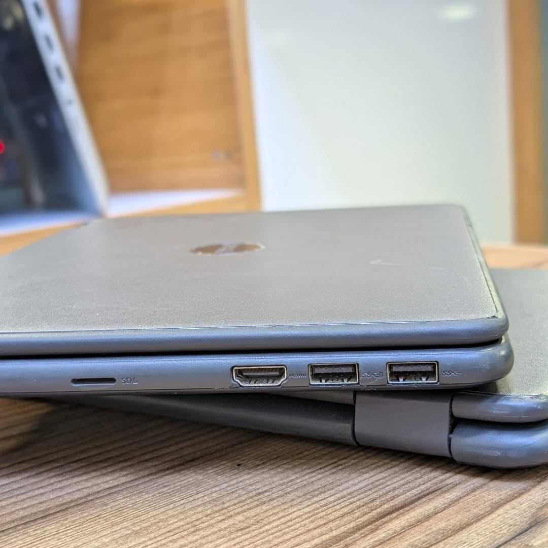 Dell Latitude 3189 keyboard and touch display